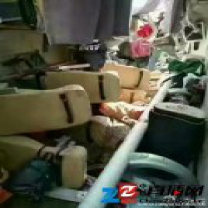 云南德宏客车货车相撞致9死 另3人重伤17人轻伤