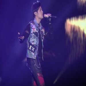 周杰伦陈奕迅五月天首同台 嗨爆全场