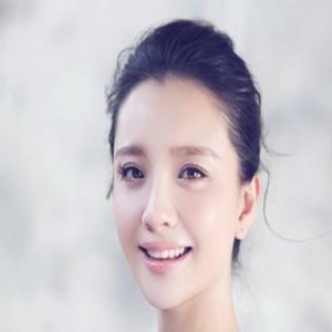 孕妈孙茜海外进修晒美照 网友：一边怀孕，一边怀才