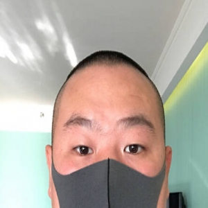 尴尬！岳云鹏脸太大，戴口罩根本遮不住(图)