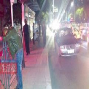 南宁的哥“死”车内又“复活”？