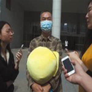 白血病女童病情依然难估测 父亲：缺钱考虑卖房