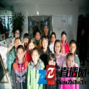 甘肃农村儿童足球踢出大名堂 将赴英培训