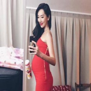 怀孕7个月的隋棠穿紧身裙 四肢纤细身材火辣(图)