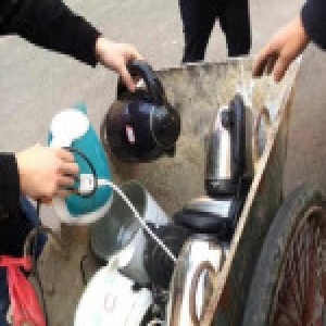 江西一学校工作人员私闯宿舍 撬锁收缴“热得快”