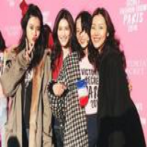 风靡油管的维密天使冠军健身教程 练了这个想胖都难