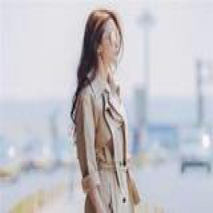 谢娜机场造型获赞 盘点那些衣品大进步的女星