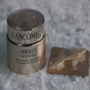 什么面霜修复效果好？仿佛坐上时光机