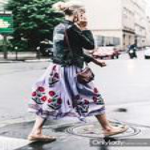 时髦的人都懂 秋天才是穿裙子的黄金季节