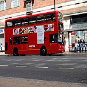 英美是如何利用大数据管理社会的？