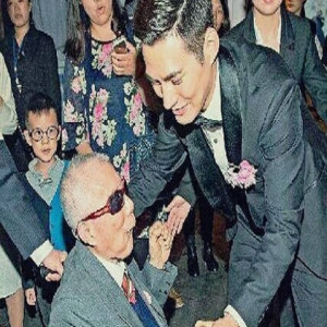 严屹宽悼念爷爷去世，原来他的名字是这样来的…