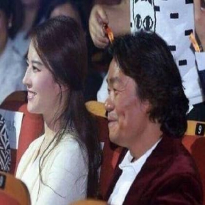 没有对比就没有伤害！刘亦菲和王宝强同框遭网友吐槽