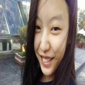 这位中国少女获赞万年一遇东方美人，你怎么看？(图)