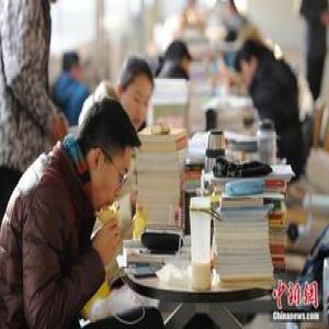 辽宁2017考研报名人数首破8万创新高