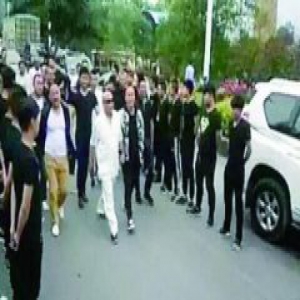 山西高调出狱"黑老大"14日受审 涉嫌扰乱社会秩序