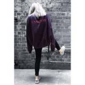 看了Baby才知道 你的衣柜还缺一件超长袖