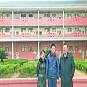 武汉初一学生获跳棋世界冠军 享受国家津贴上学