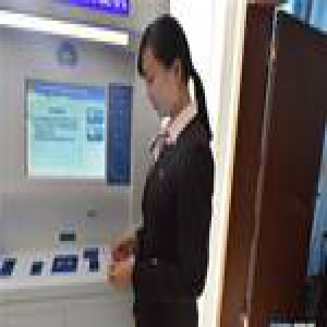 证件照太丑？四川泸州启用自助拍照机 拍到满意为止