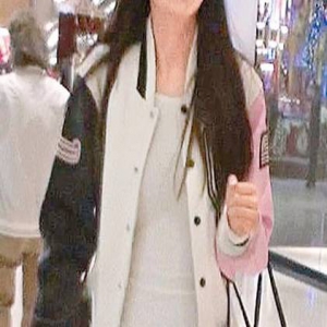 阔太熊黛林素颜出街 逛名店出手阔绰(图)