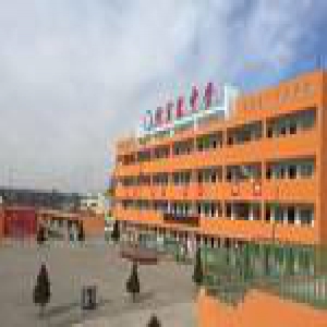 陕西一中学22点下班 律师：在编教师不适用劳动法