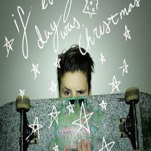 小贝小儿子签约比伯经纪人 又一天王将诞生吗