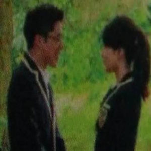 太会过日子！郭晶晶霍启刚的情侣装，居然是4年前…