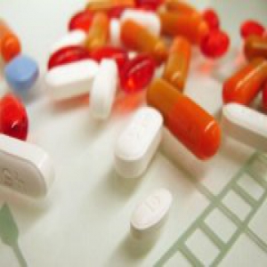 27岁女子买网上“爆款减肥药” 吃出精神病