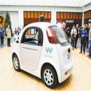 谷歌修正无人驾驶业务定位：“野蛮人”只做车企供应商