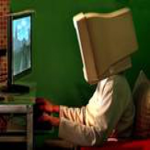 充Q币、买装备、打赏男主播？这些官员为游戏“一掷千金”