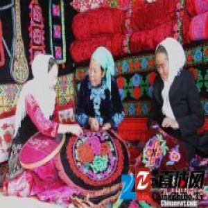 探访柯尔克孜族刺绣：沙俄时期传入 如今产品远销中亚