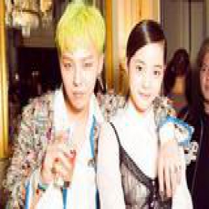 新生代时尚Icon欧阳娜娜的私服穿搭