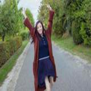 《28岁未成年》倪妮带着美炸的衣品入戏