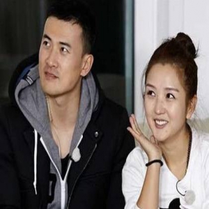 何洁赫子铭1个多月未互动 女方曾疑似发单身宣言