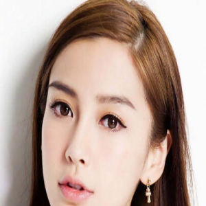 太拼！baby孕期拍电影猛喝凉水：长镜头从头喝到尾