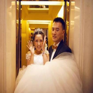 律师亲证何洁尚未离婚 目前正在协商中