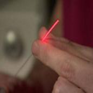 突破性非手术治疗使用光照疗法杀死前列腺癌细胞