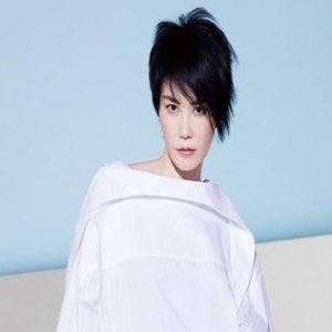 王菲演唱会门票被曝因炒作积压 知情人称原价都卖不掉