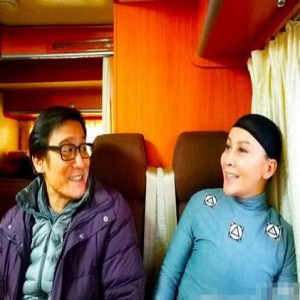 刘嘉玲梁家辉“甜蜜”过冬至 网友：梁朝伟吃醋了