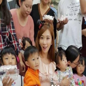 暖心！林志玲冬至陪孩子做汤圆 唱唱跳跳好欢乐