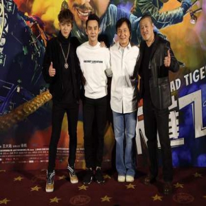 王凯否认与陈乔恩绯闻：只是好朋友