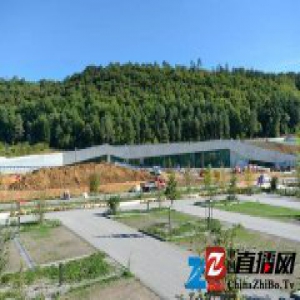 法国新建的这个游客中心，复制了两万年前的拉斯科洞窟