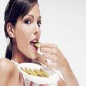 控制不住食欲 小习惯帮你自觉少吃