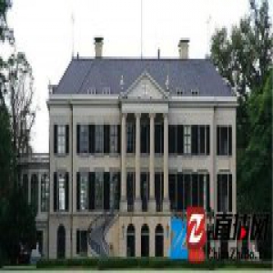 这个荷兰创意公司接了一个酒店活儿，就把古典油画玩坏了