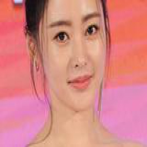 眼线要优雅更要隐形 女明星示范零痕迹“美瞳线”