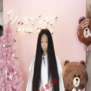 吓cry！虹桥一姐变网红换造型 原来她的头发这么长