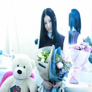 22岁女歌手本兮突然离世 粉丝：一切太突然了