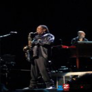 纪念逝去乐队成员，斯普林斯汀把最后一次同台演出专辑挂上网站