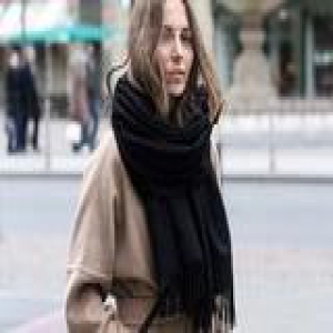 小围巾大作用 秋冬气质搭配全靠它