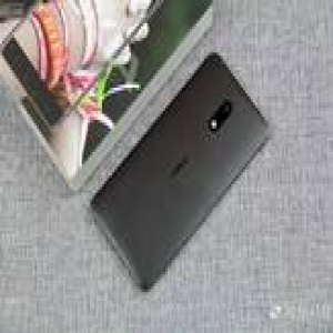 诺基亚6正式回归，红米配置卖1699你买不买？| 晚报