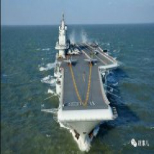 近期辽宁舰大动作频出 央媒称终结美军南海垄断